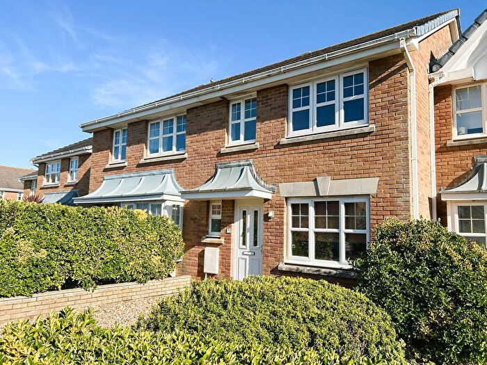 3 Bedroom Terraced House For Sale In Saxon Reach, Middleton-On-Sea, PO22