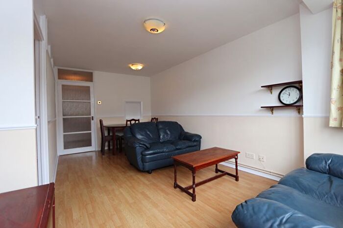 1 Bedroom Flat To Rent In Truro Road, London, N22