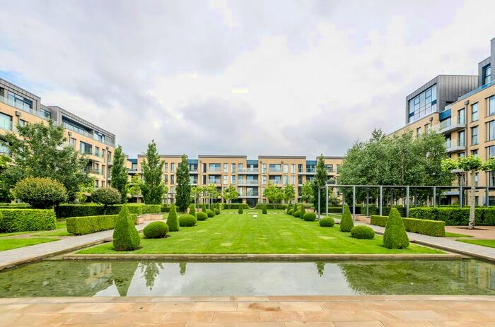 2 Bedroom Flat To Rent In Central Avenue, Sands End, London, SW6