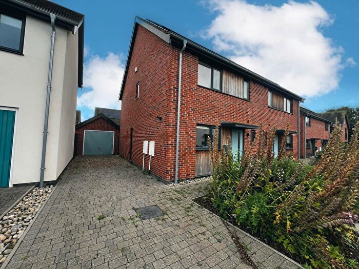 3 Bedroom House To Rent In Meadowsweet Road, Swaffham, PE37