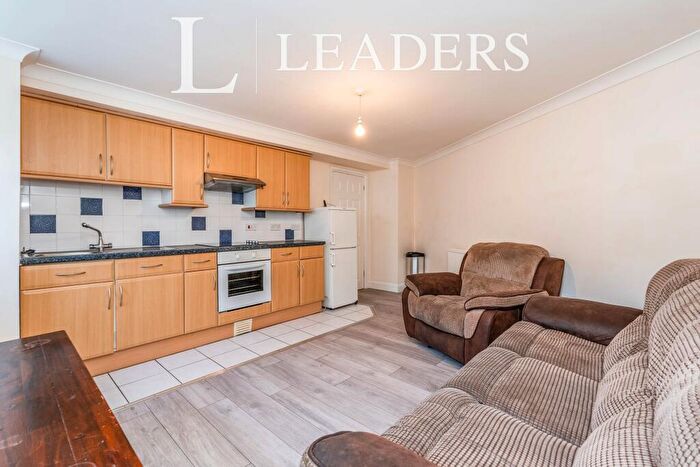 1 Bedroom Apartment To Rent In Atlantic Mansions, SO14