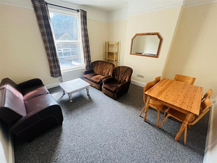 5 Bedroom Flat To Rent In Cromwell Road, St. Andrews, BS6