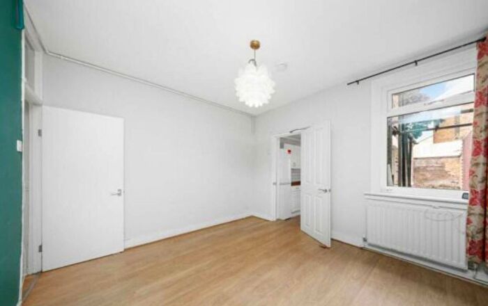 4 Bedroom Terraced House To Rent In Rye Road, Nunhead, London, SE15