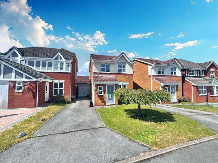 3 Bedroom Detached House For Sale In Dove Close, Bedworth, CV12