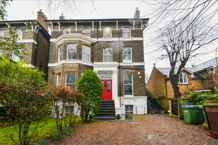 2 Bedroom Apartment To Rent In Beaconsfield Road, London, SE3