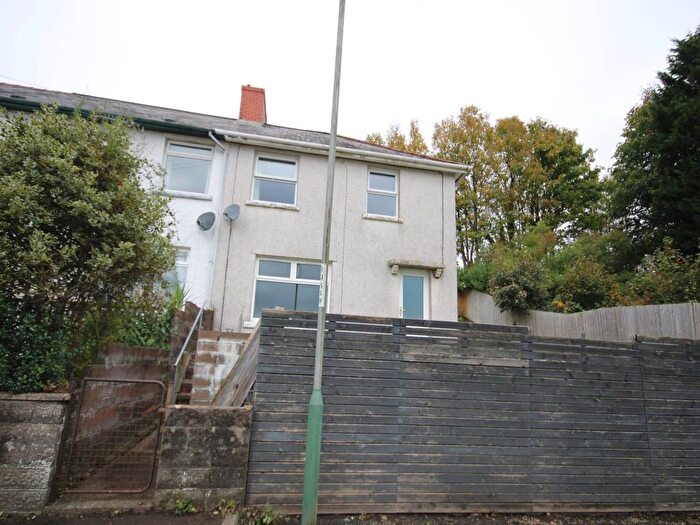 3 Bedroom End Terrace House For Sale In Bryngolau Terrace, Pontllanfraith, NP12