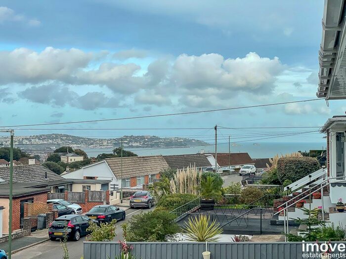 2 Bedroom Bungalow For Sale In Primley Park, Paignton, TQ3