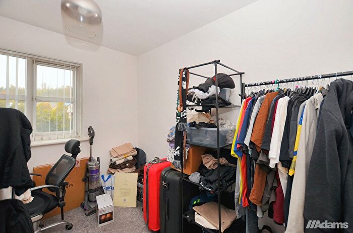 2 Bedroom Flat For Sale In Lockfield, Runcorn, WA7