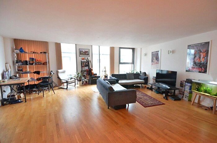 2 Bedroom Apartment To Rent In Ovale, Block C, Pollard Street, Manchester City Centre, M4