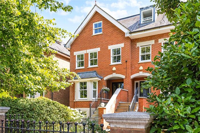 5 Bedroom Semi Detached House For Sale In Cromwell Road, Teddington, TW11