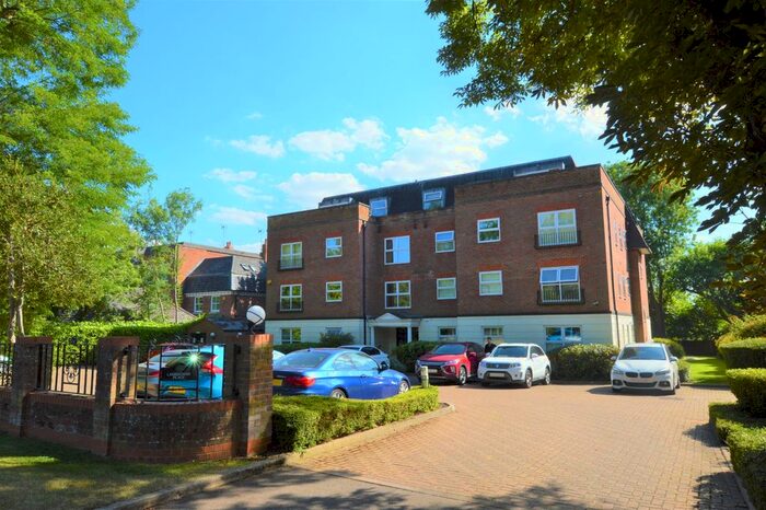 2 Bedroom Flat To Rent In London Road, St Albans, AL1