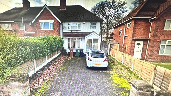 3 Bedroom Semi-Detached House To Rent In Penderal Street, Walsall, WS3