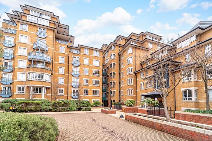 1 Bedroom Flat For Sale In Carlton Gate, Admiral Walk, W9
