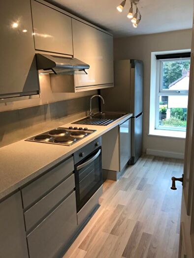 3 Bedroom Apartment To Rent In Hollywood Road, Bristol, BS4