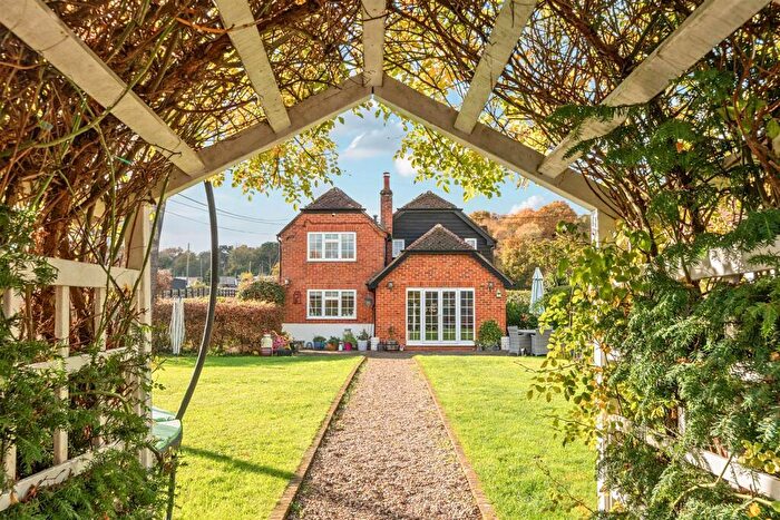 4 Bedroom Detached House For Sale In Church Lane, Farley Hill, Berkshire, RG7