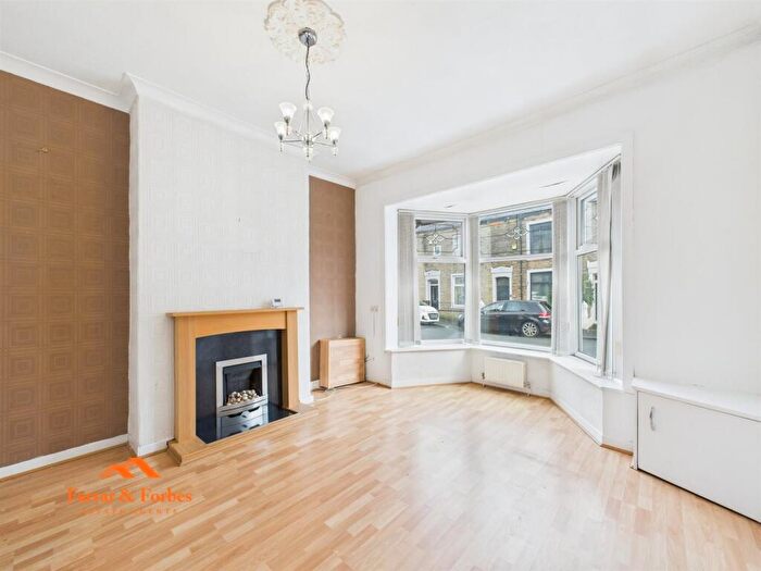 3 Bedroom Terraced House To Rent In Commercial Street, Rishton, BB1