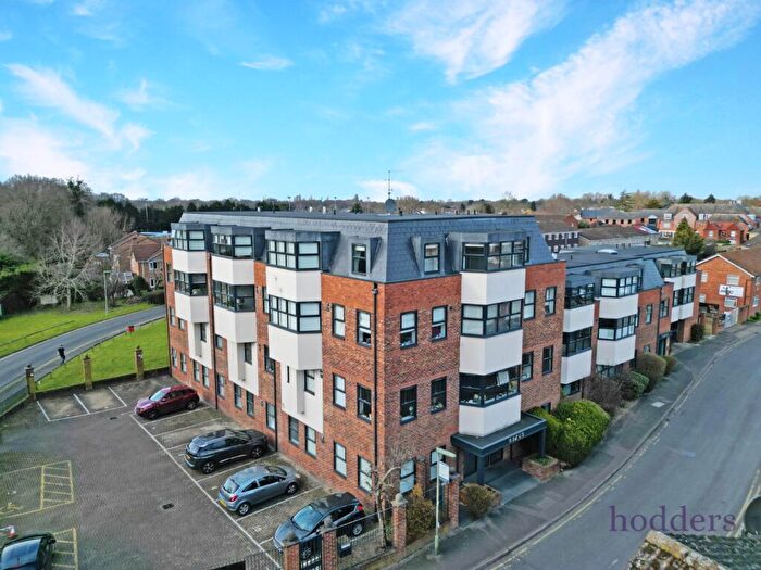 1 Bedroom Apartment To Rent In Chertsey, Surrey, KT16