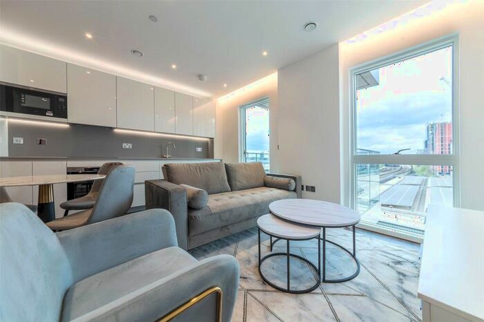 1 Bedroom Apartment To Rent In Kennedy Building, Lanchester Way, London, SW11