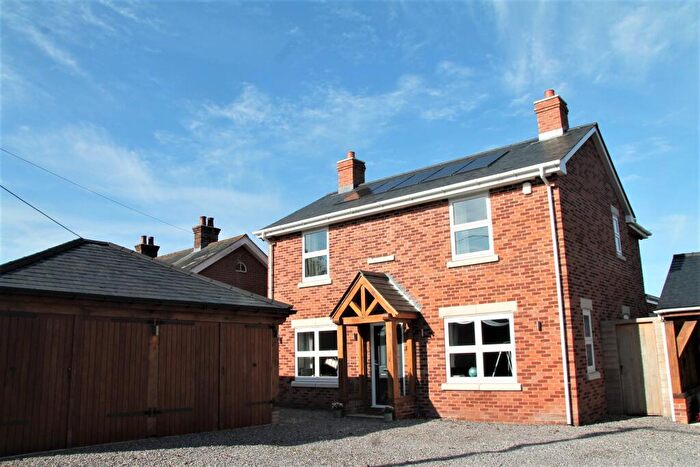 4 Bedroom Detached House To Rent In Shirrell Heath, Hampshire, SO32