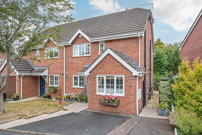 3 Bedroom Terraced House For Sale In The Oaklands, Tenbury Wells, WR15