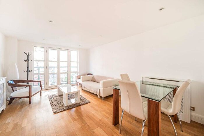 1 Bedroom Flat To Rent In Old Marylebone Road, Marylebone, London, NW1