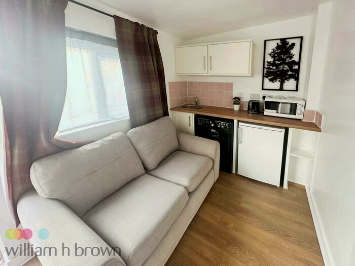1 Bedroom Flat To Rent In Beach Road, Clacton-On-Sea, CO15