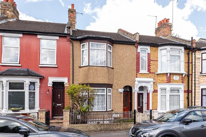 2 Bedroom Terraced House For Sale In St. Johns Road, Walthamstow, E17