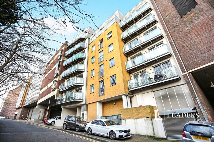 2 Bedroom Flat To Rent In Tetty Way, Bromley, BR1