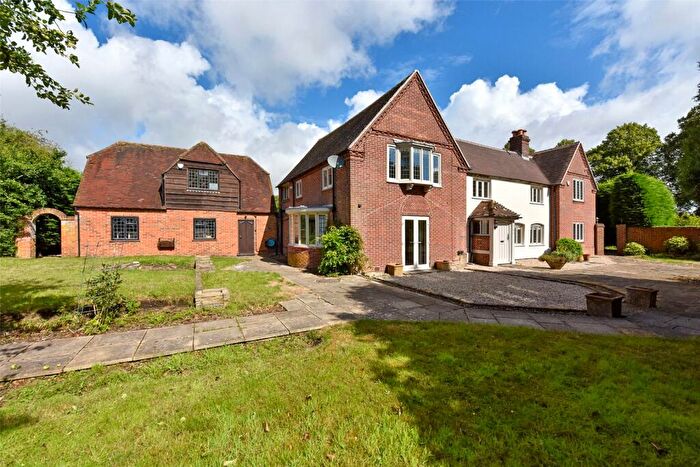 4 Bedroom Detached House To Rent In Nuffield, Henley-on-Thames, Oxfordshire, RG9