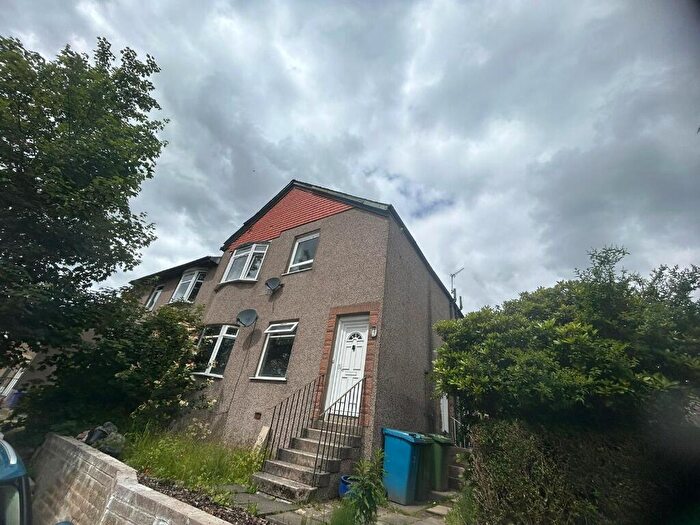 3 Bedroom Flat To Rent In Thurston Road, Cardonald, Glasgow, G52