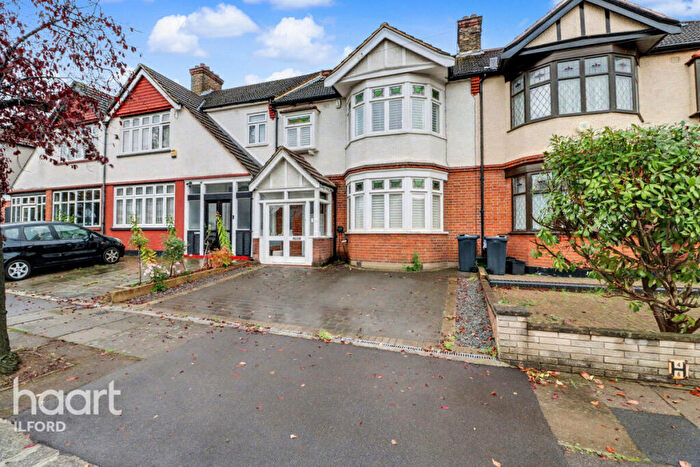 4 Bedroom Terraced House For Sale In Gloucester Gardens, Ilford, IG1