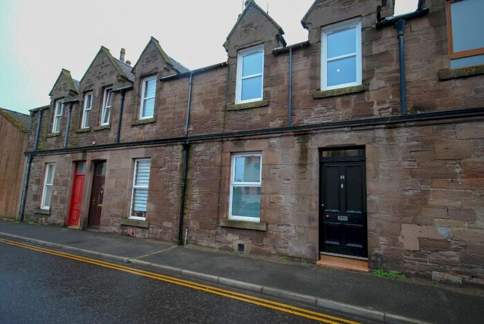 3 Bedroom Terraced House To Rent In Dishlandtown Street, Arbroath, Angus, DD11