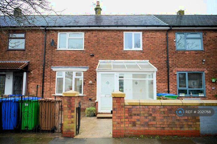 3 Bedroom Terraced House To Rent In Windermere Road, Middleton, Manchester, M24