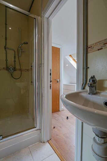 1 Bedroom Private Hall To Rent In Colum Road, Cathays, CF10