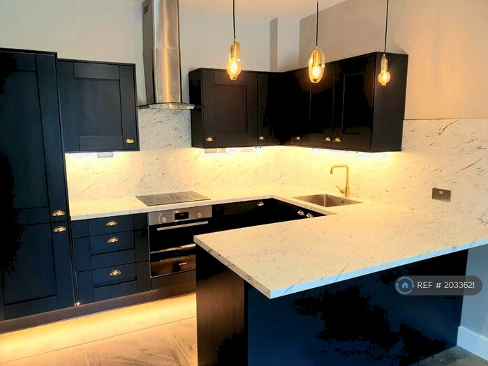 1 Bedroom Flat To Rent In Amhurst Road, London, N16