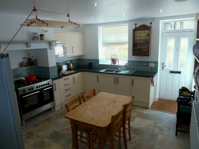 3 Bedroom End Of Terrace House To Rent In Prospect Street, Farsley, Pudsey, LS28