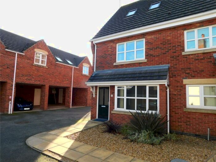 1 Bedroom Apartment To Rent In Mossvale Close, Cradley Heath, West Midlands, B64