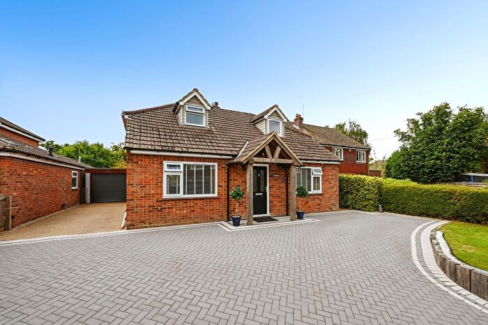 5 Bedroom Detached House For Sale In Kingsford Street, Mersham, TN25