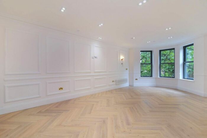 2 Bedroom Flat To Rent In Grange Road, Bermondsey, London, SE1