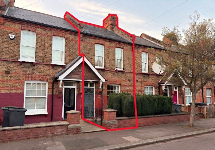 2 Bedroom Terraced House For Sale In Morley Avenue, Wood Green, London, N22