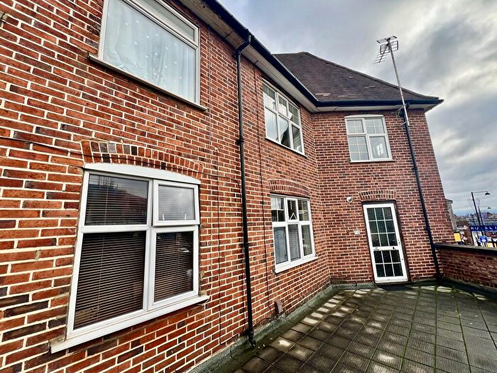 Studio To Rent In Park Way, Ruislip, HA4