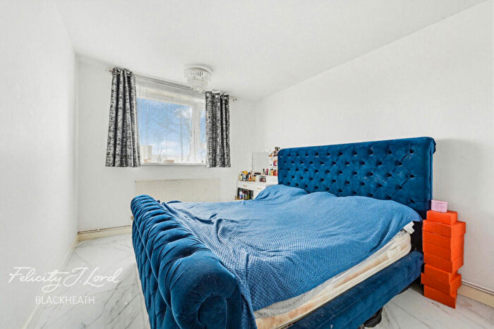 1 Bedroom Flat For Sale In Kirkham Street, Plumstead, SE18