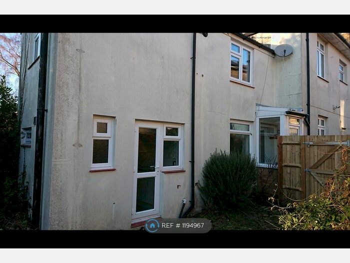 2 Bedroom Semi-Detached House To Rent In Waterloo Road, Southampton, SO15