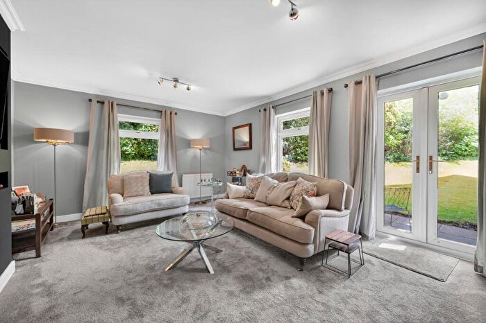 2 Bedroom Apartment For Sale In Hurst Lea Court, Alderley Edge, SK9
