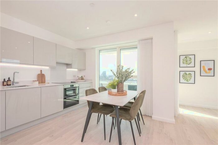 2 Bedroom Apartment To Rent In Heartwell Avenue, London, E16