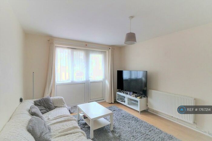 1 Bedroom Flat To Rent In Shooters Hill, London, SE18