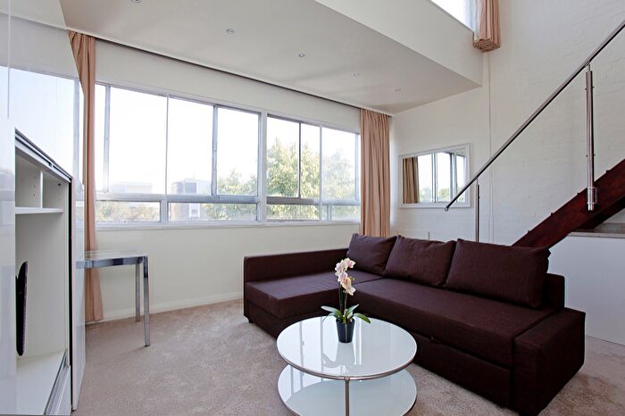 1 Bedroom Flat To Rent In Haverstock Hill, London, NW3