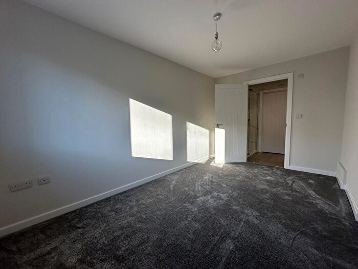 5 Bedroom Semi-Detached House To Rent In Meadowside Road, Sutton Coldfield, B74