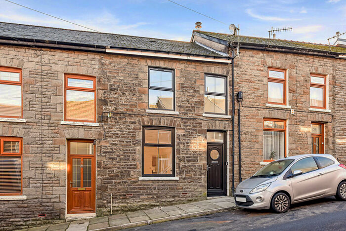 4 Bedroom Terraced House To Rent In Co-operative Street, Ton Pentre, CF41