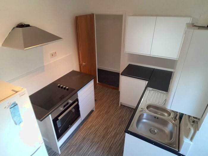 1 Bedroom Flat To Rent In Carlton Terrace, Mount Pleasant, Swansea, SA1